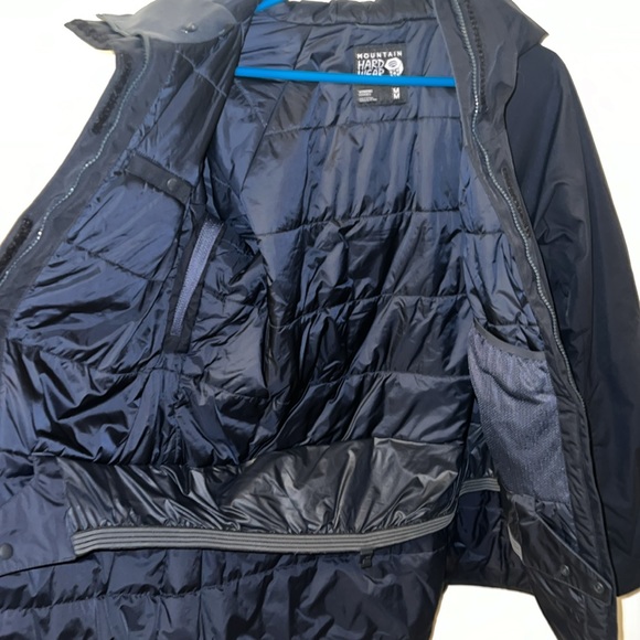 Mountain Hardwear Ski/Snowboard Jacket - Picture 2 of 6